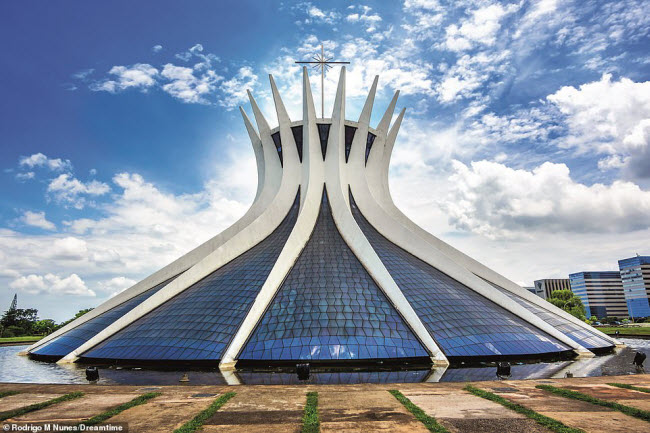 Nhà thờ Brasilia – Barzil