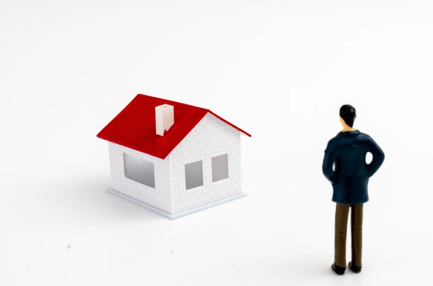 Căn cứ vào tình hình thực tế của bản thân để lựa chọn mua nhà hoặc thuê nhà