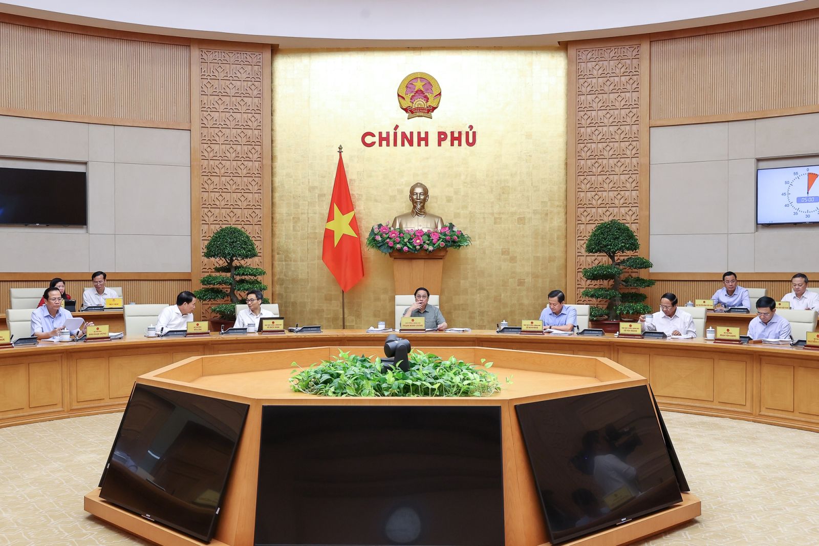Thủ tướng Chính phủ Phạm Minh Chính và Đoàn đại biểu Quốc hội thành phố Cần Thơ đã có cuộc tiếp xúc cử tri