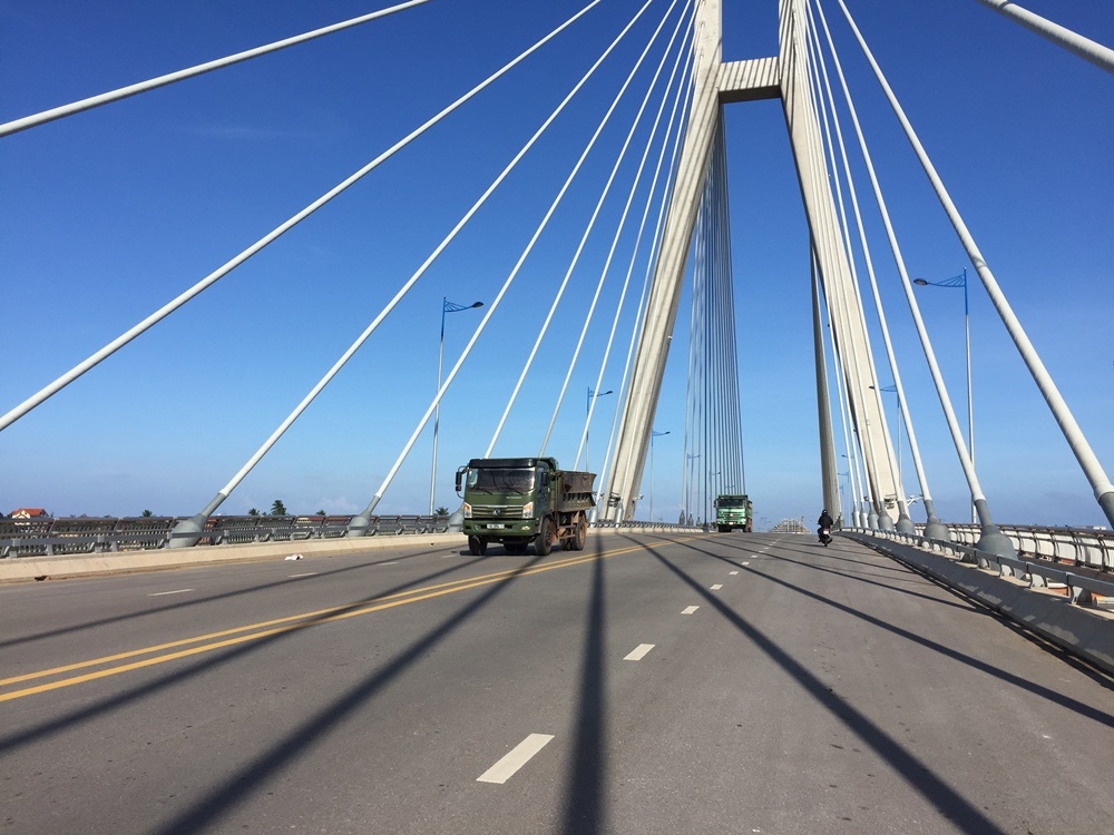 Cầu Nhật Lệ 3 và đường 2 đầu cầu có tổng chiều dài khoảng 3,75 km