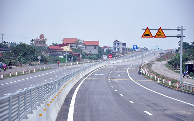 Tuyến đường đường liên tỉnh Hà Nội - Hưng Yên được khởi công xây dựng vào năm 2009