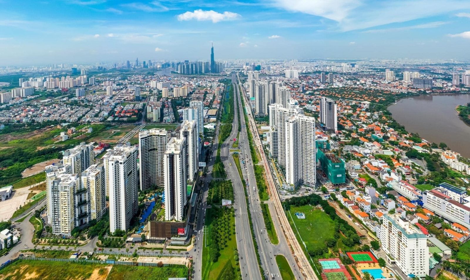 năm 2023 liệu thị trường địa ốc có còn tiếp tục giảm sâu hay không?