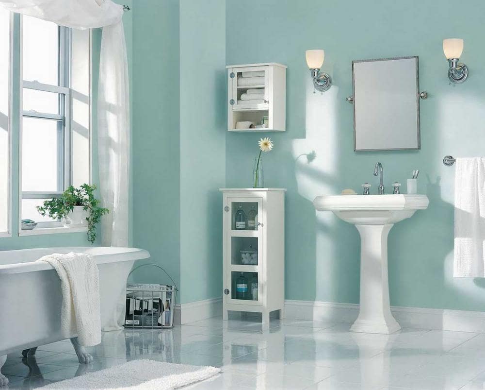 Phòng tắm là một nơi tuyệt vời để thử nghiệm với những tông màu đá quý ấn tượng