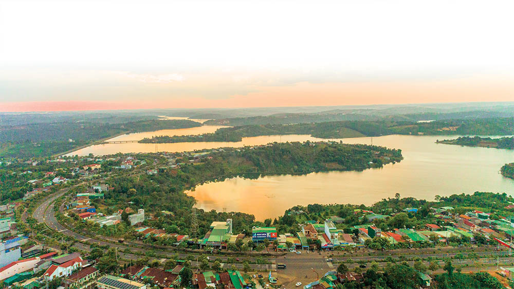 Bản tin bất động sản tuần qua (16/5 - 21/5): Tây Nguyên đón sóng đầu tư mới; Loạt dự án hạ tầng giúp Đông Nam Bộ lột xác
