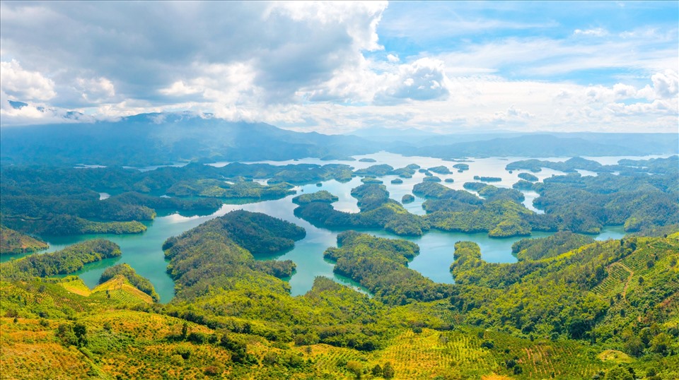 ‘Vịnh Hạ Long’ của Tây Nguyên điểm mới thu hút dòng tiền đầu tư bất động sản 2022 ‘Vịnh Hạ Long’ của Tây Nguyên điểm mới thu hút dòng tiền đầu tư bất động sản 2022