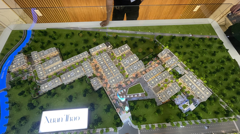 Long An: Bàn giao đất tại Bến Lức triển khai quy hoạch dự án 417 tỷ Long An: Bàn giao đất tại Bến Lức triển khai quy hoạch dự án 417 tỷ