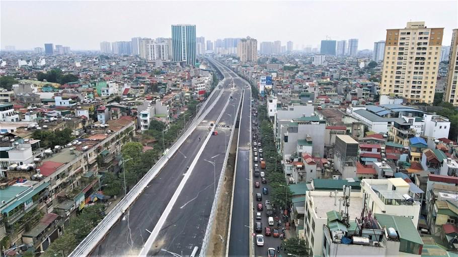 Đường vành đai 2 trên cao 10.000 tỷ chuẩn bị thông xe trong tháng 12/2022 Đường vành đai 2 trên cao 10.000 tỷ chuẩn bị thông xe trong tháng 12/2022