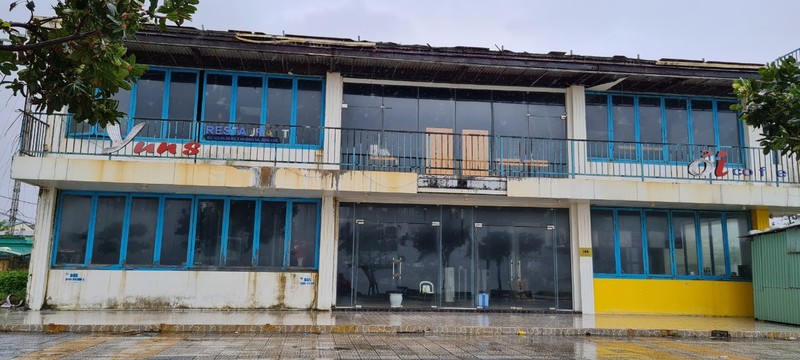 Kinh doanh ế ẩm, hàng loạt khách sạn ven biển Đà Nẵng bị rao bán