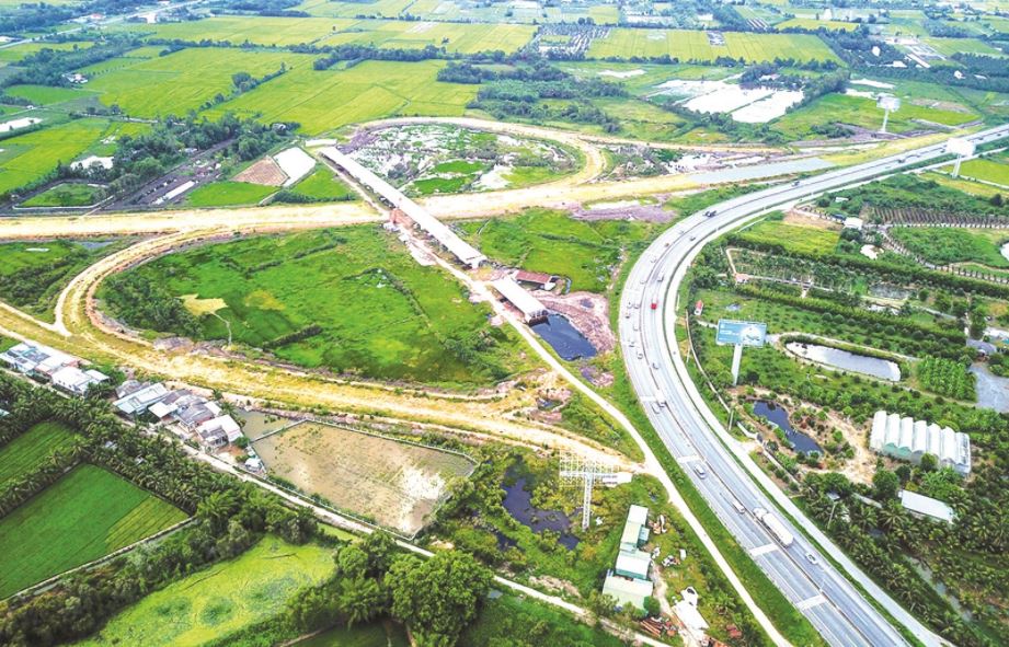 Đề xuất xây 3 trạm dừng nghỉ trên cao tốc dài nhất miền Tây Đề xuất xây 3 trạm dừng nghỉ trên cao tốc dài nhất miền Tây