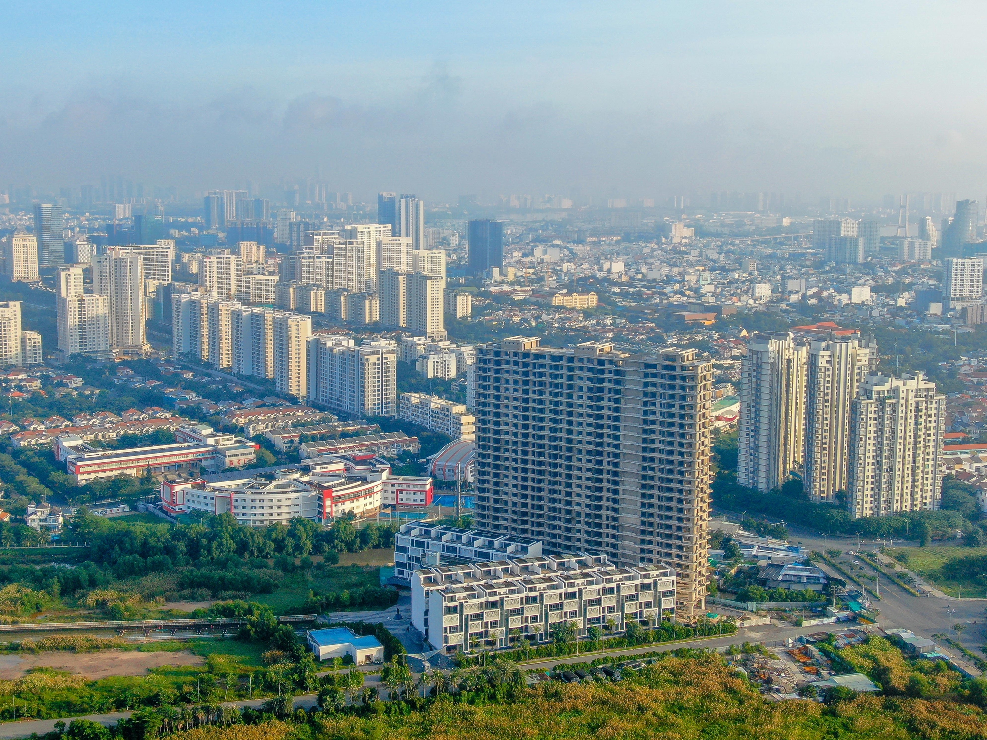 Gần 1.200 doanh nghiệp Bất động sản giải thể do “khan hiếm” dòng tiền