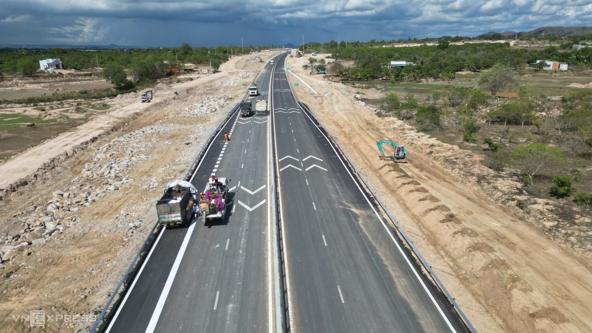Cao tốc Nha Trang - Cam Lâm, Vĩnh Hảo - Phan Thiết trước 3 ngày thông xe Cao tốc Nha Trang - Cam Lâm, Vĩnh Hảo - Phan Thiết trước 3 ngày thông xe