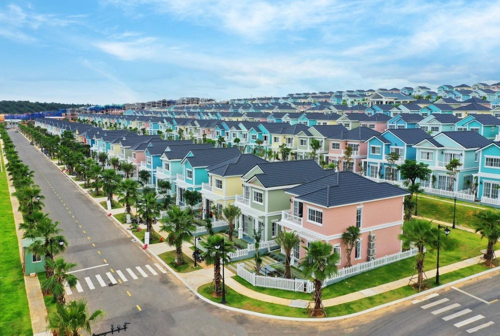 Bộ Tài nguyên Môi trường đề nghị các tỉnh khẩn trương cấp sổ đỏ cho condotel, officetel, biệt thự du lịch...
