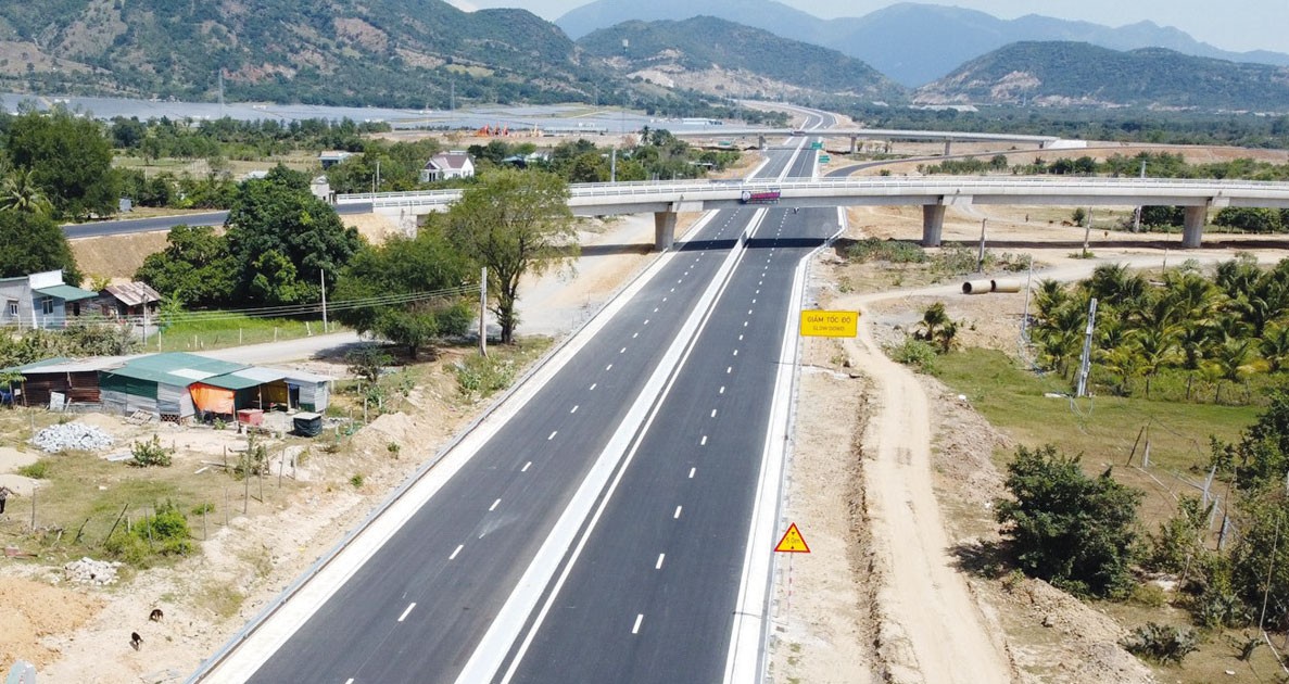 Cao tốc Quốc lộ 45 - Nghi Sơn đã hoàn thành 70,7% giá trị các hợp đồng Cao tốc Quốc lộ 45 - Nghi Sơn đã hoàn thành 70,7% giá trị các hợp đồng