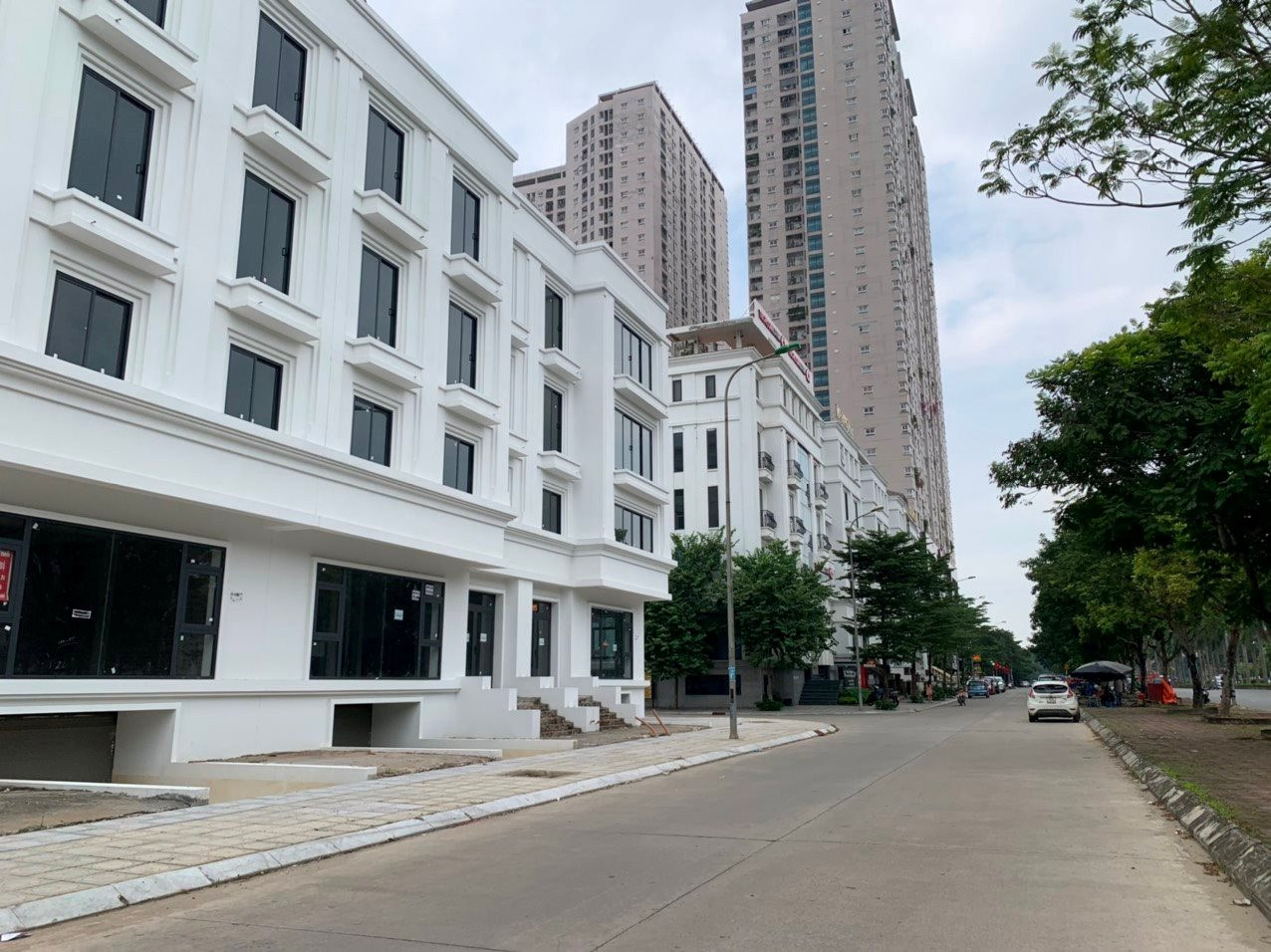 Thêm loạt thị trường bất động sản xuất hiện tình trạng cắt lỗ lên tới 50%