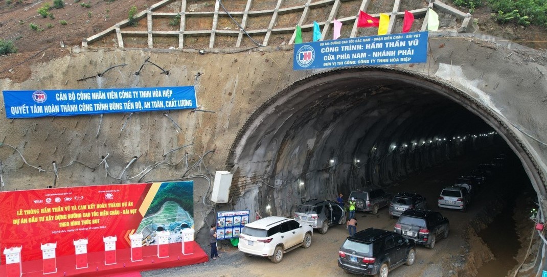 Nghệ An: Thông hầm Thần Vũ đoạn Diễn Châu – Bãi Vọt Nghệ An: Thông hầm Thần Vũ đoạn Diễn Châu – Bãi Vọt