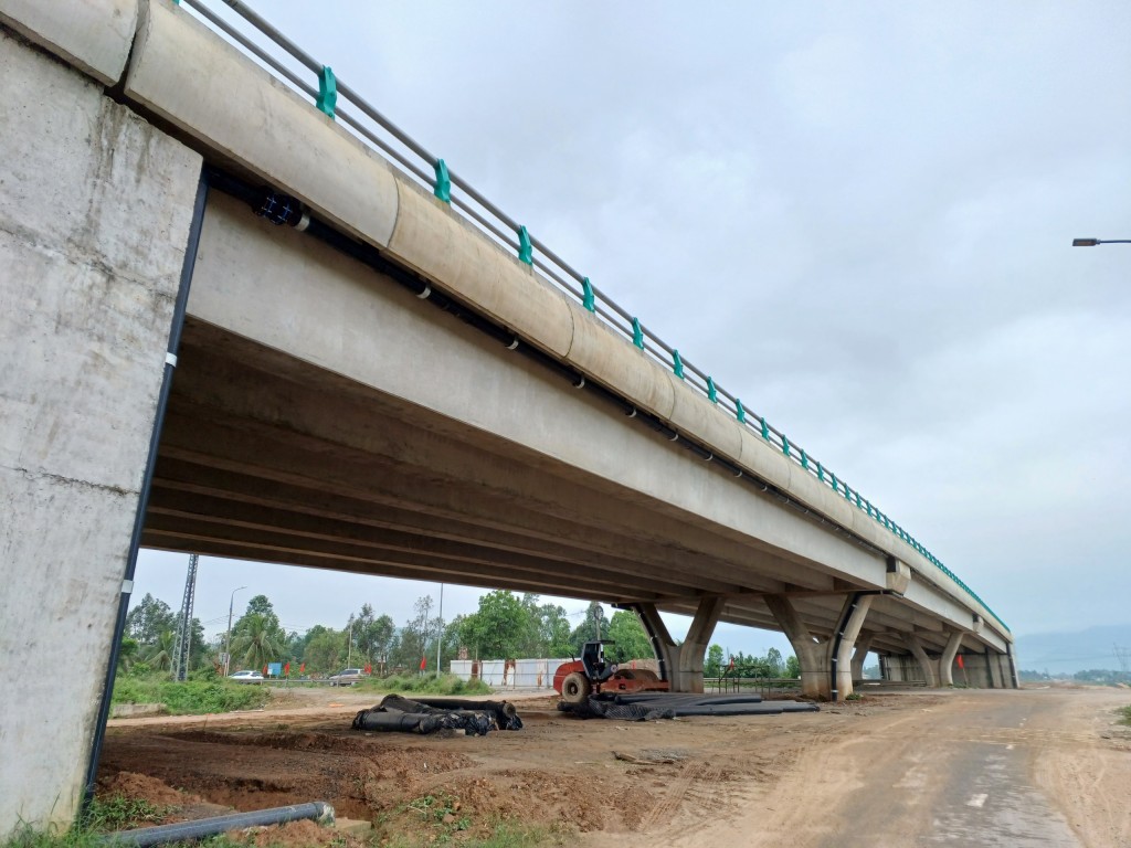 Đà Nẵng dự kiến hoàn thành 2 dự án giao thông trọng điểm cuối năm nay Đà Nẵng dự kiến hoàn thành 2 dự án giao thông trọng điểm cuối năm nay