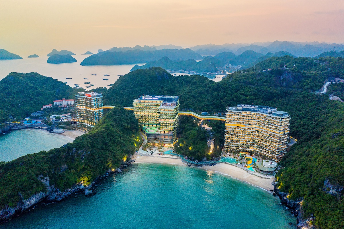 Flamingo Holdings - Sứ mệnh khai phá những vùng đất 'ngủ quên' Flamingo Holdings - Sứ mệnh khai phá những vùng đất 'ngủ quên'