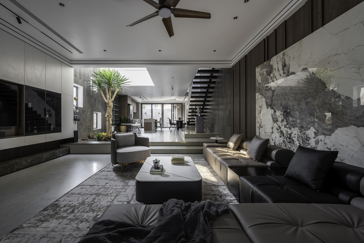 Nhà ống 150 m2 trong ngõ tràn đầy ánh sáng tự nhiên Nhà ống 150 m2 trong ngõ tràn đầy ánh sáng tự nhiên