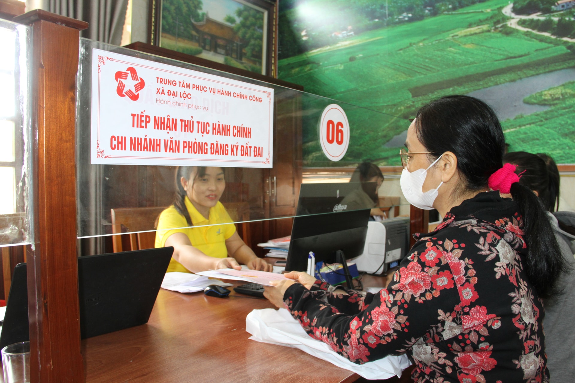 Cấp xã được trao hàng loạt thẩm quyền quản lý đất đai, thu hồi đất, cấp sổ đỏ, quyết định giá đất