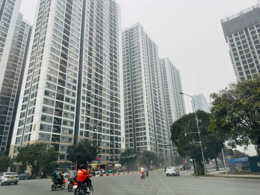 Bất động sản rục rịch “hồi sinh” với loạt tín hiệu tích cực! Bất động sản rục rịch “hồi sinh” với loạt tín hiệu tích cực!