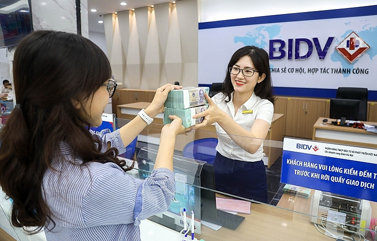 Lãi suất ngân hàng BIDV tháng 8/2025: không thay đổi tháng 8/2025, tối đa 4,8%/năm Lãi suất ngân hàng BIDV tháng 8/2025: không thay đổi tháng 8/2025, tối đa 4,8%/năm