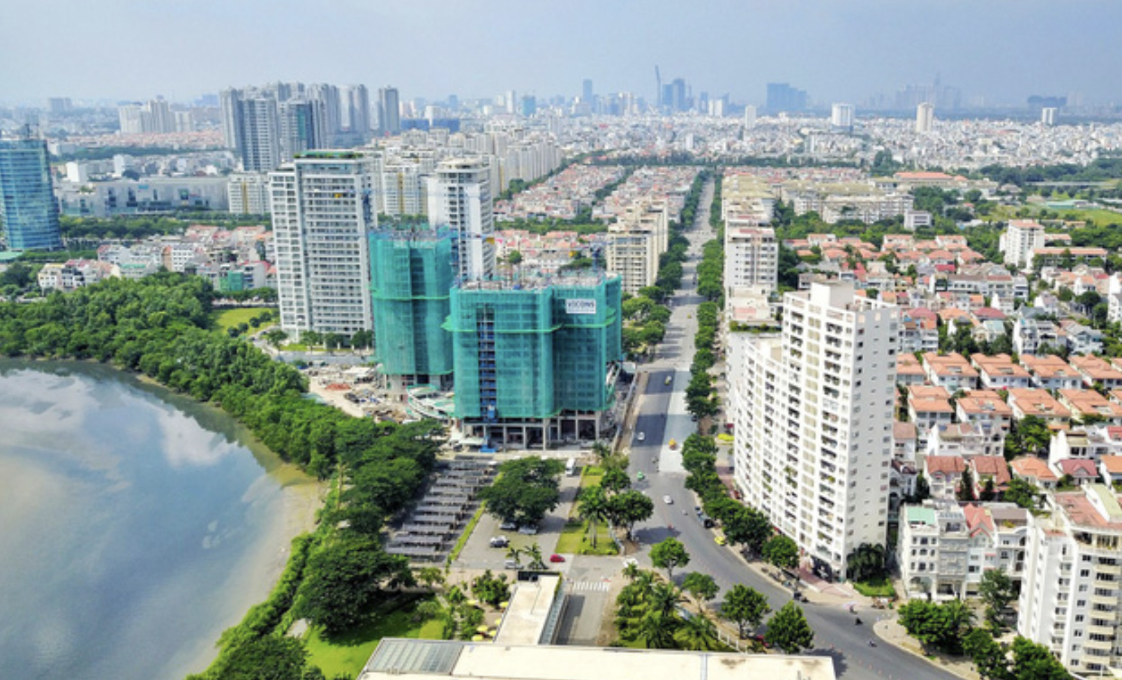 Thị trường trái phiếu doanh nghiệp: Phát hành đạt đỉnh 2 năm, áp lực thanh toán tăng mạnh