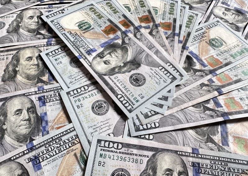 Phát hành trái phiếu USD: Một mũi tên trúng hai đích? Phát hành trái phiếu USD: Một mũi tên trúng hai đích?