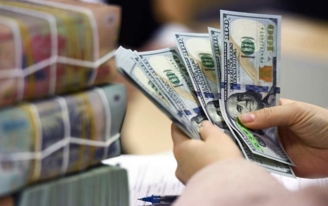 Tỷ giá USD hôm nay 25/8: Fed hé tín hiệu giảm lãi suất, đồng bạc xanh rơi mạnh Tỷ giá USD hôm nay 25/8: Fed hé tín hiệu giảm lãi suất, đồng bạc xanh rơi mạnh