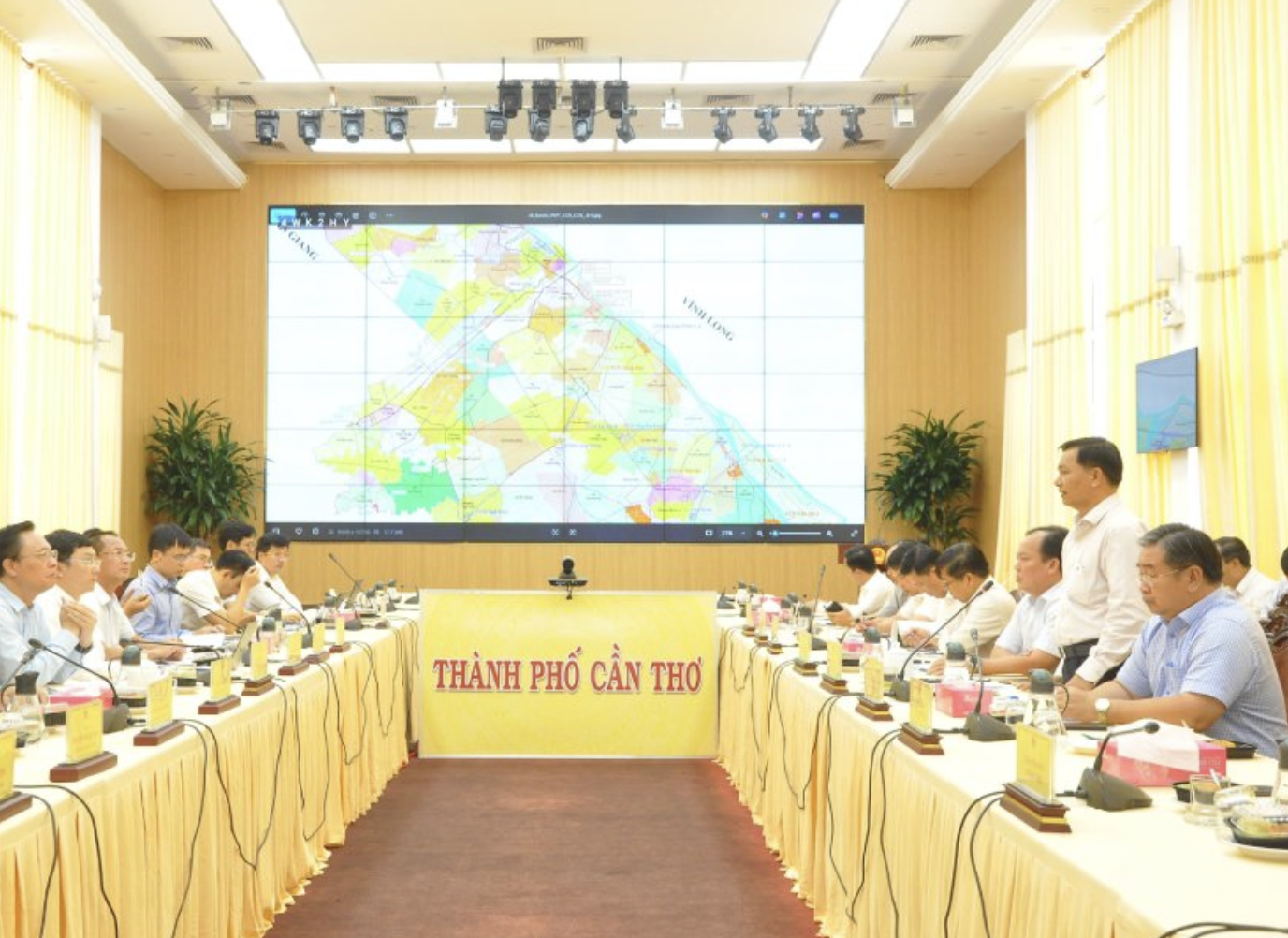 Cần Thơ cân nhắc đặt siêu dự án năng lượng – sinh thái tỷ USD tại Cái Răng và Phong Điền Cần Thơ cân nhắc đặt siêu dự án năng lượng – sinh thái tỷ USD tại Cái Răng và Phong Điền
