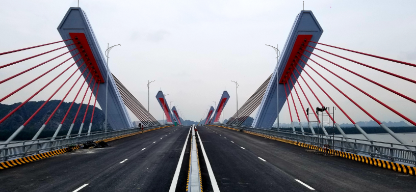 Quảng Ninh tăng tốc triển khai hàng loạt dự án hạ tầng chiến lược trị giá hàng nghìn tỷ đồng