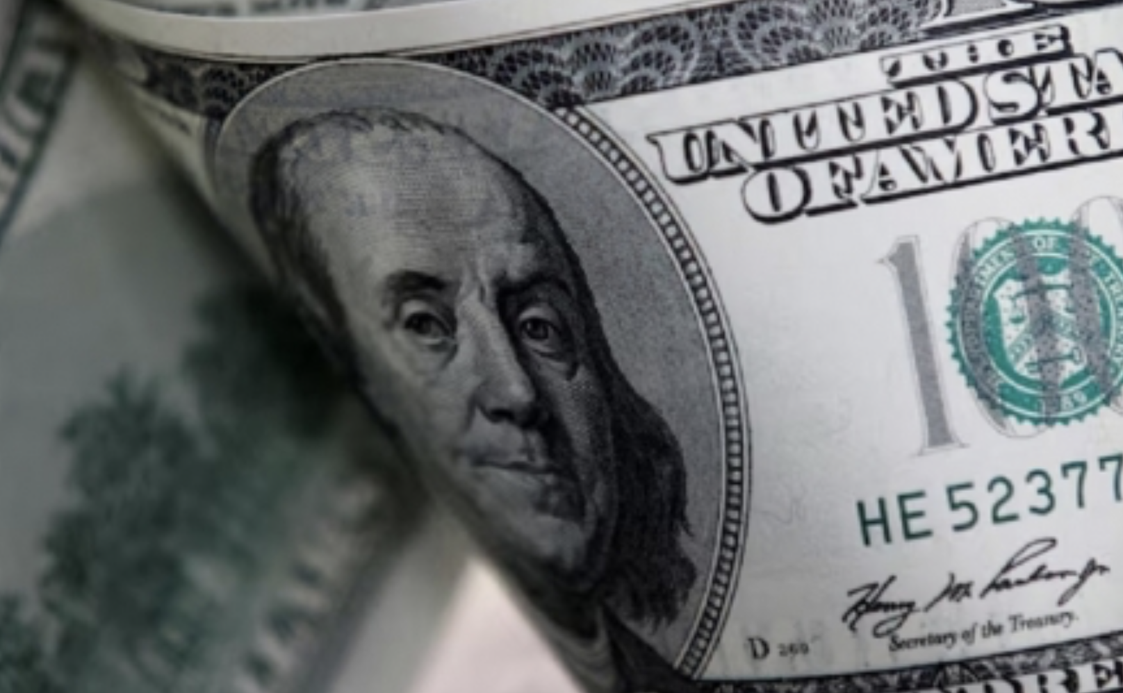 Tỷ giá USD hôm nay 30/8: Đồng bạc xanh tiếp đà hạ nhiệt, thị trường nội địa rẻ hơn