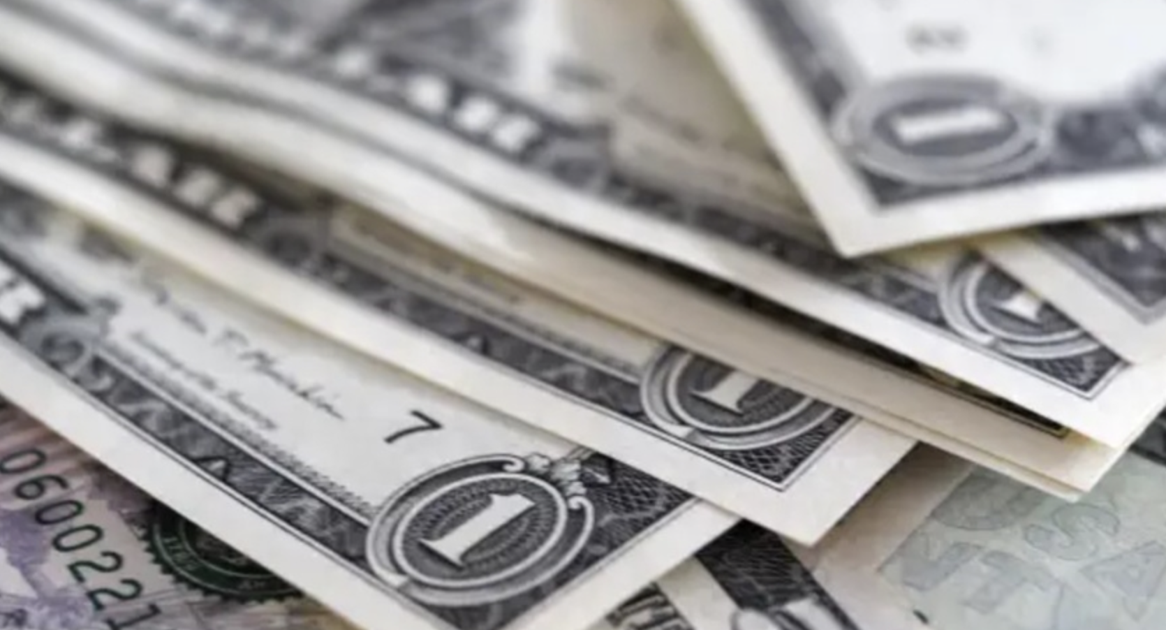 Tỷ giá USD hôm nay 2/9: Đồng USD lao dốc xuống mức thấp nhất trong 5 tuần qua