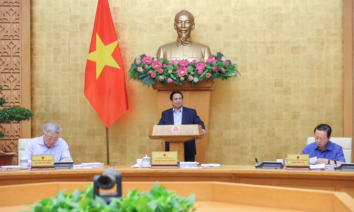 Thủ tướng yêu cầu làm rõ tình trạng thao túng thị trường vàng, chứng khoán, quyết tâm giữ mục tiêu tăng trưởng 8,5% Thủ tướng yêu cầu làm rõ tình trạng thao túng thị trường vàng, chứng khoán, quyết tâm giữ mục tiêu tăng trưởng 8,5%