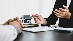Bộ Tài chính chốt phương án: Thuế chuyển nhượng bất động sản tiếp tục 2%, chưa tính theo lãi chênh lệch Bộ Tài chính chốt phương án: Thuế chuyển nhượng bất động sản tiếp tục 2%, chưa tính theo lãi chênh lệch