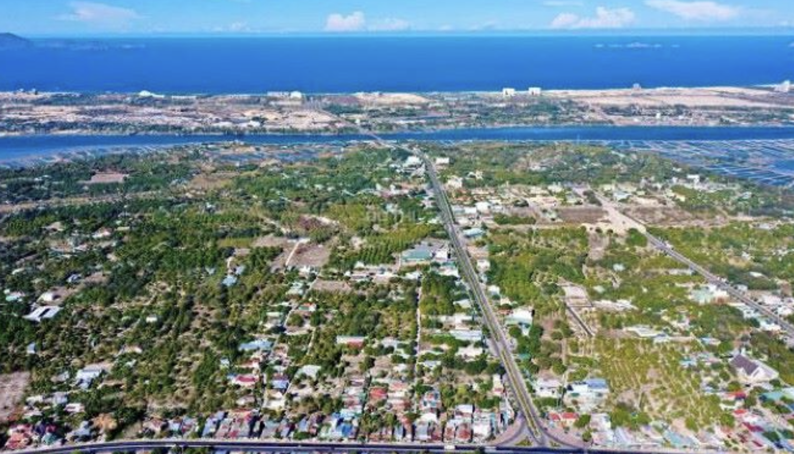 Khánh Hòa duyệt quy hoạch khu tái định cư Cam Lâm – Cam Ranh gần 240 ha, đáp ứng chỗ ở cho hơn 25.000 dân Khánh Hòa duyệt quy hoạch khu tái định cư Cam Lâm – Cam Ranh gần 240 ha, đáp ứng chỗ ở cho hơn 25.000 dân