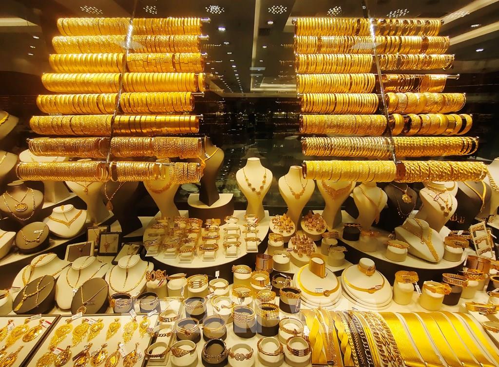 Giá vàng giằng co giữa áp lực lạm phát và kỳ vọng Fed hạ lãi suất Giá vàng giằng co giữa áp lực lạm phát và kỳ vọng Fed hạ lãi suất