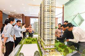 Người trẻ “xuống tiền” mua nhà ngày càng nhiều dù giá leo thang chóng mặt Người trẻ “xuống tiền” mua nhà ngày càng nhiều dù giá leo thang chóng mặt