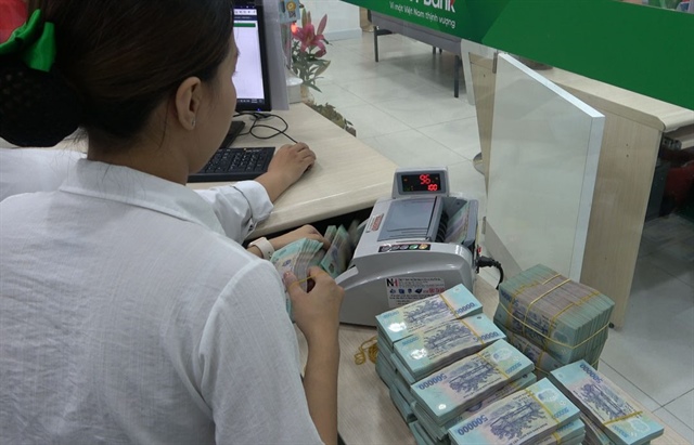 Từ 15/9, ngân hàng thương mại phải duy trì tỷ lệ an toàn vốn tối thiểu 8%