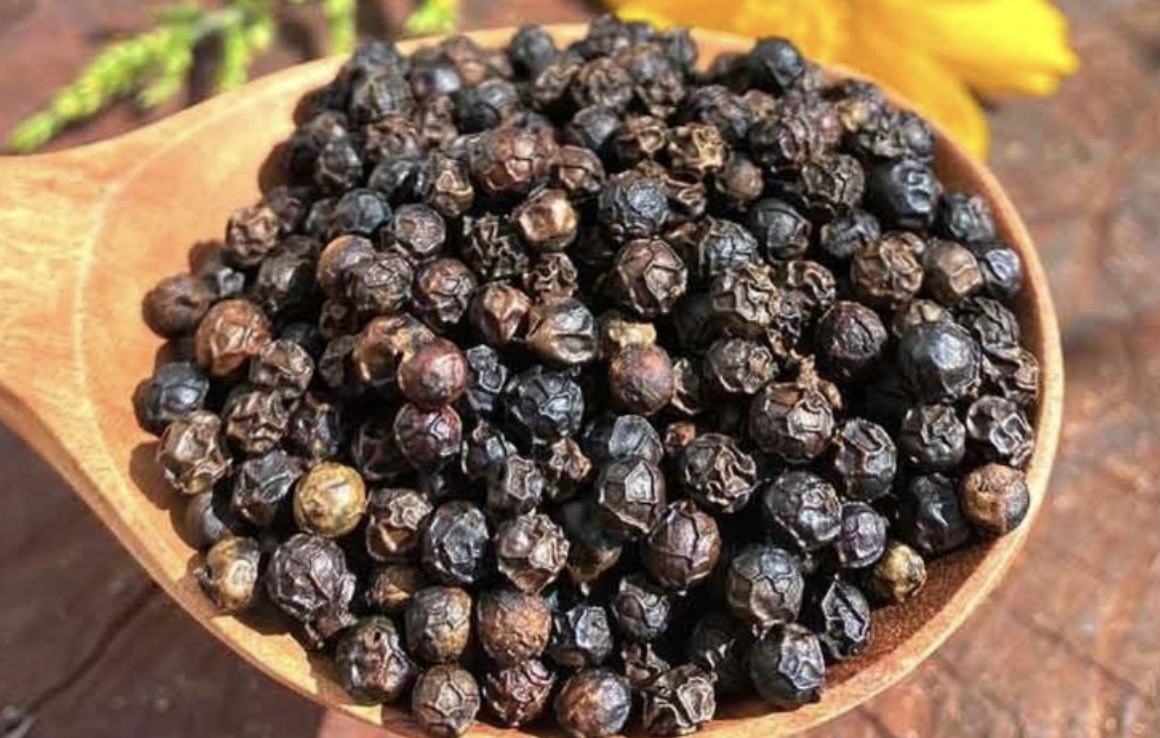 Giá tiêu hôm nay 18/9: Giảm nhẹ, nông dân thận trọng trong việc bán hàng giữa bối cảnh thị trường