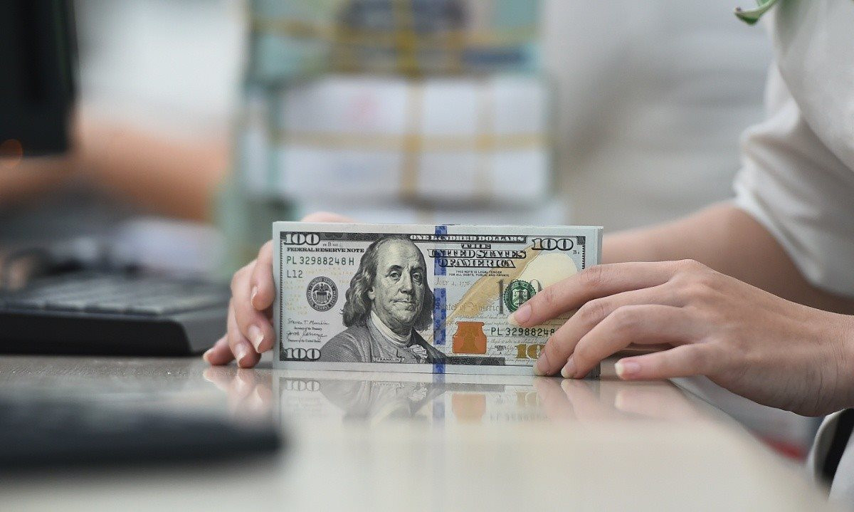 Dự báo tỷ giá cuối năm 2025: USD giảm, VND giữ ổn định trong biên độ 5–6%