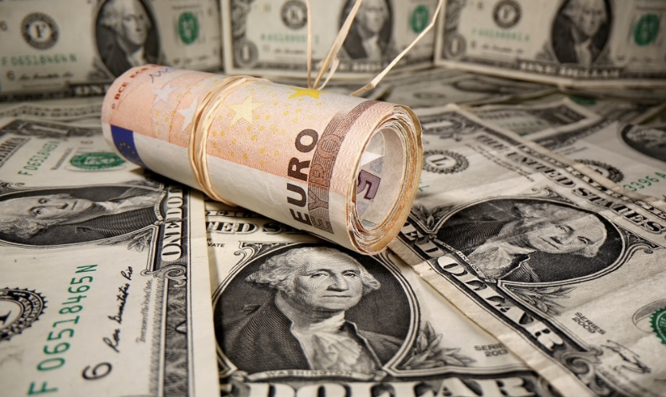 Tỷ giá USD hôm nay 20/9: Đồng bạc xanh phục hồi mạnh, trong nước neo ổn định khi Fed giảm lãi suất