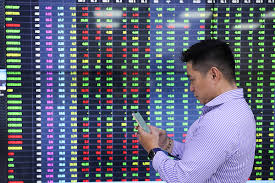 Chứng khoán ngày 22/9: VN-Index dao động hẹp, dòng tiền thận trọng, cổ phiếu tích lũy lên ngôi