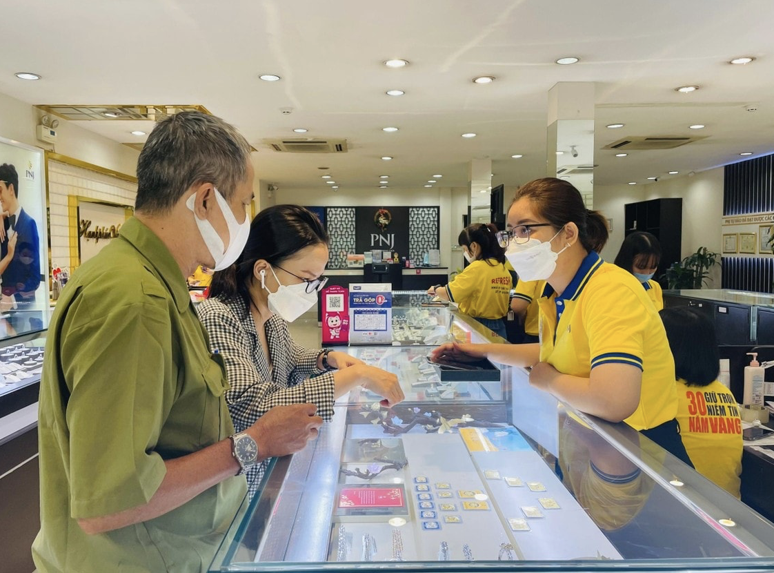 Giá vàng hôm nay 24/9: Giá đồng loạt tăng mạnh, cả trong nước và quốc tế bật lên Giá vàng hôm nay 24/9: Giá đồng loạt tăng mạnh, cả trong nước và quốc tế bật lên