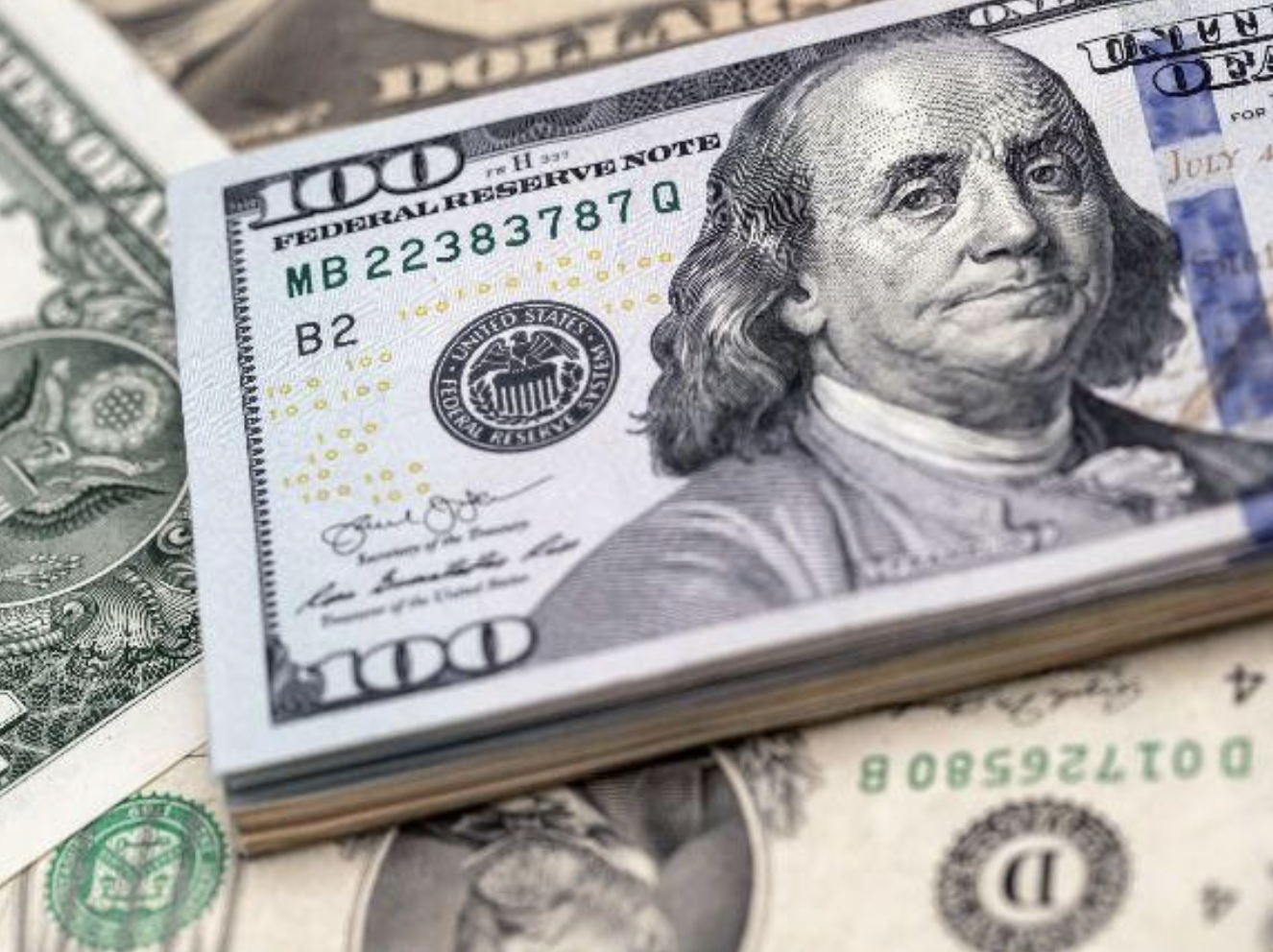 Tỷ giá USD hôm nay 27/9: Đồng bạc xanh giảm nhẹ nhưng vẫn duy trì tăng tuần thứ hai liên tiếp