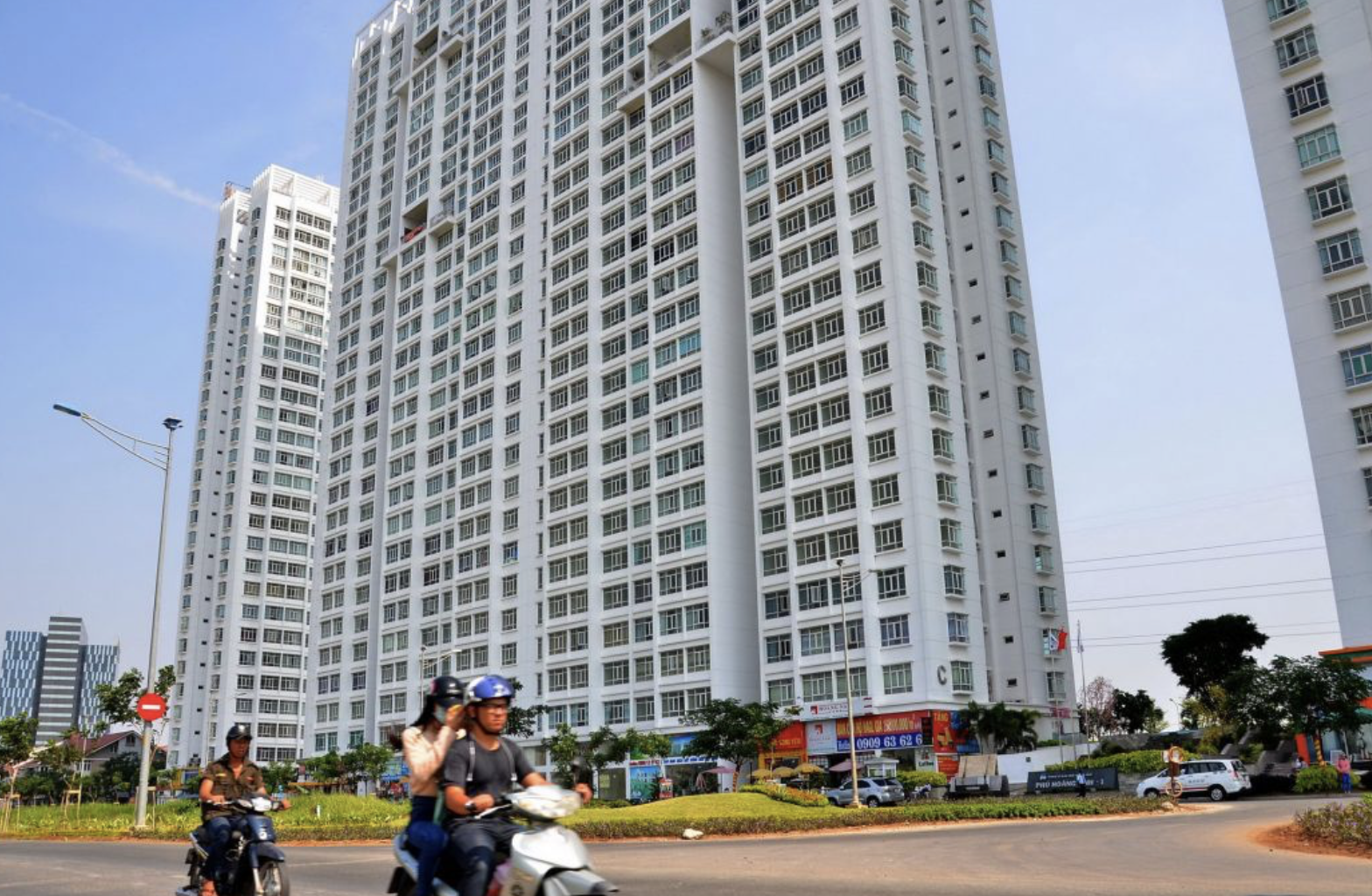 TP HCM tăng tốc gỡ vướng, phát sổ hồng cho hàng ngàn căn hộ