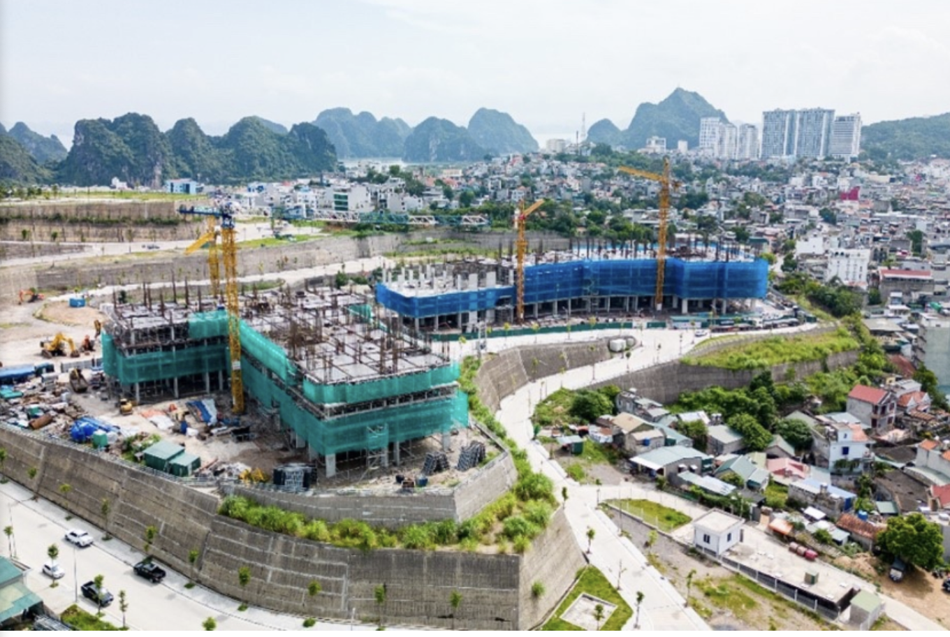 Quảng Ninh tăng tốc về đích: Dự kiến vượt chỉ tiêu nhà ở xã hội năm 2025 nhờ tiến độ thần tốc và cách làm linh hoạt Quảng Ninh tăng tốc về đích: Dự kiến vượt chỉ tiêu nhà ở xã hội năm 2025 nhờ tiến độ thần tốc và cách làm linh hoạt
