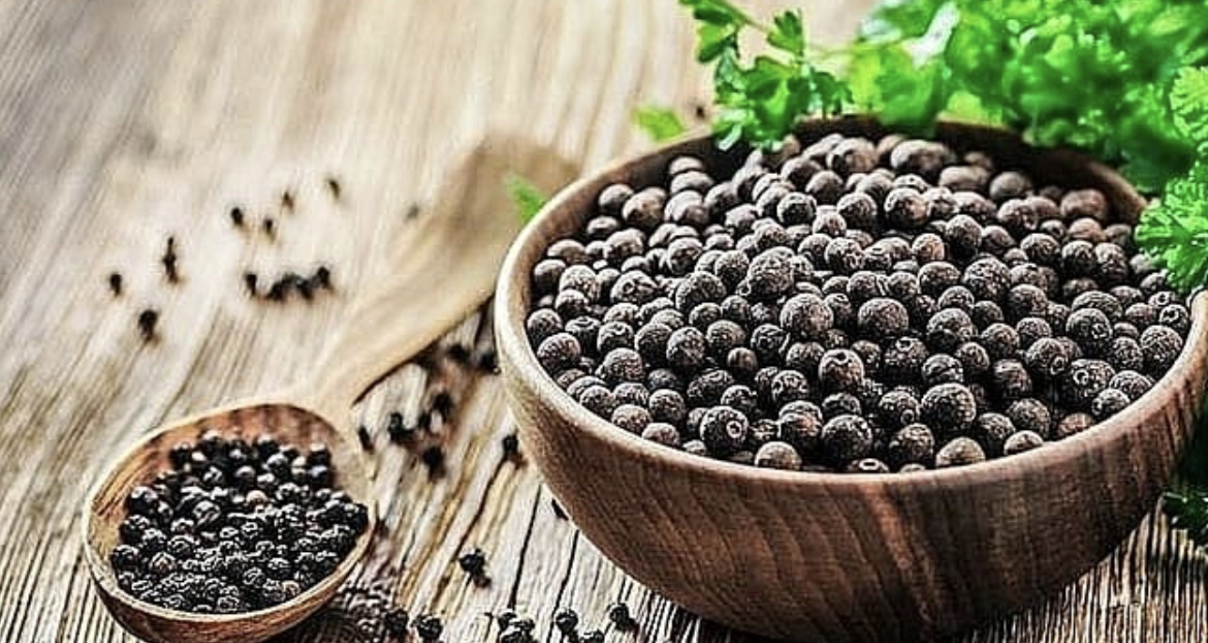 Giá tiêu ngày 10/10: Tăng mạnh 2.500 đồng/kg, nông dân phấn khởi khi thị trường khởi sắc** Giá tiêu ngày 10/10: Tăng mạnh 2.500 đồng/kg, nông dân phấn khởi khi thị trường khởi sắc**