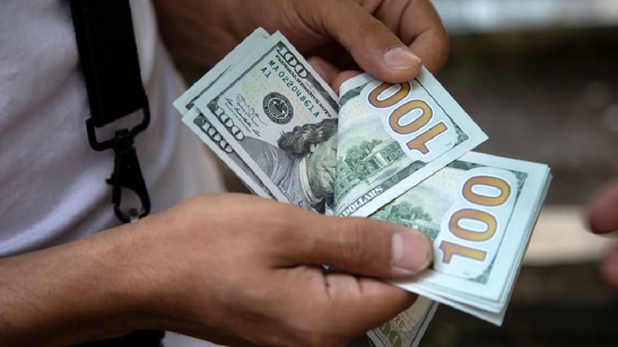 Tỷ giá USD hôm nay (26/10): Đồng USD dao động trong biên độ hẹp, thị trường “chờ” tín hiệu mới