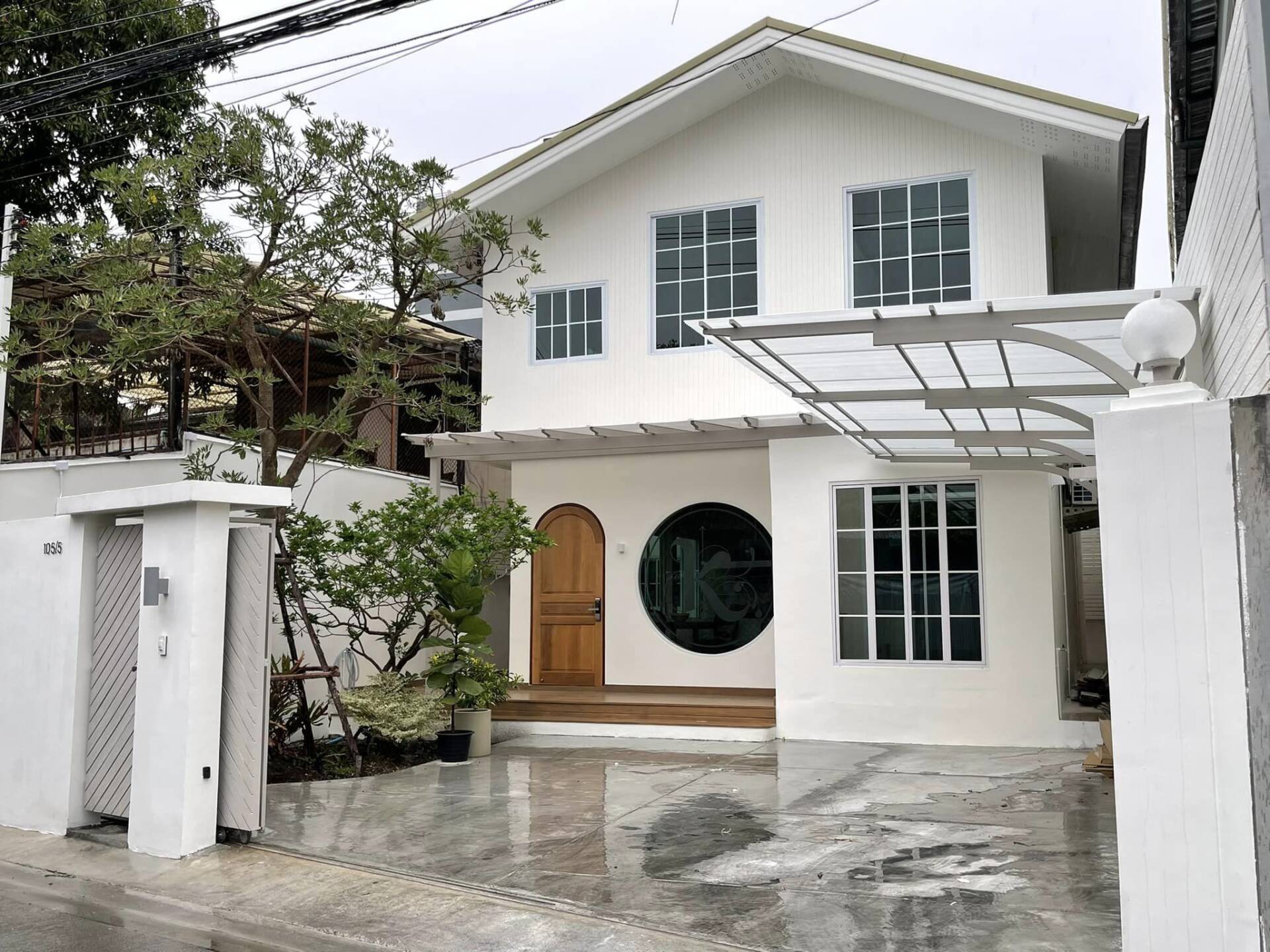 Mới mua nhà nên làm gì để “trấn trạch” an cư? Những mẹo phong thủy giúp nhà mới đón vượng khí, tránh xui rủi Mới mua nhà nên làm gì để “trấn trạch” an cư? Những mẹo phong thủy giúp nhà mới đón vượng khí, tránh xui rủi