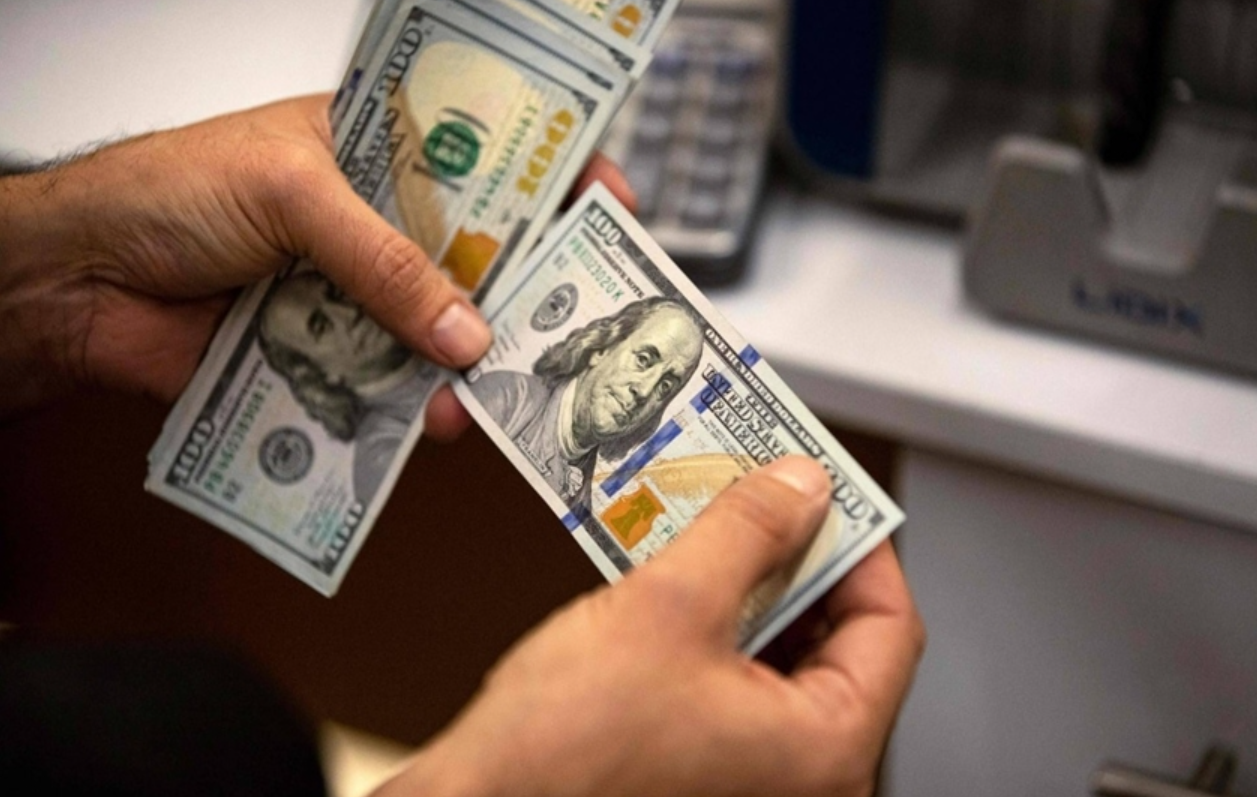 Tỷ giá USD hôm nay (04/11/2025): Đồng USD tăng nhẹ, Federal Reserve đối mặt sức ép hạ thêm lãi suất
